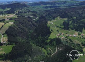 Vista aérea del castiellu de Molleda. Google Earth