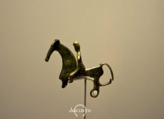 Fíbula de caballito y jinete de León. Museo de León
