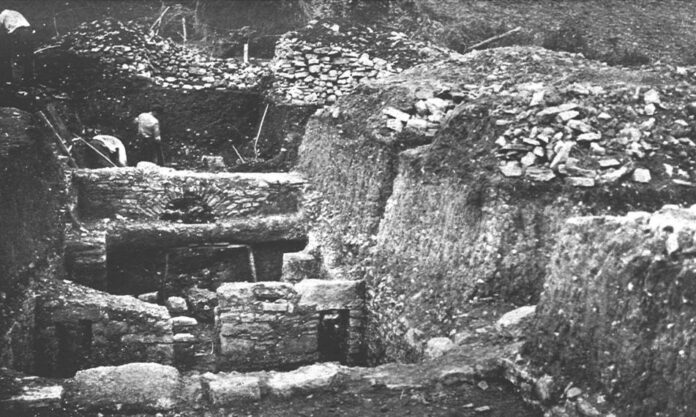 Excavaciones en Puelles. J.F. Menéndez. 1930