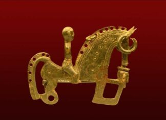 fibula celtibera de lancia MAN