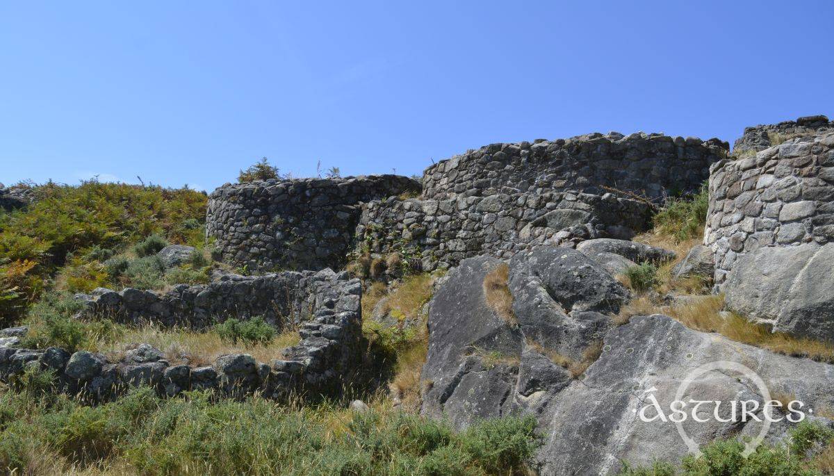 Un ejemplo de santuario castreño. Monte do Facho. El hogar del dios galaico Berobreo