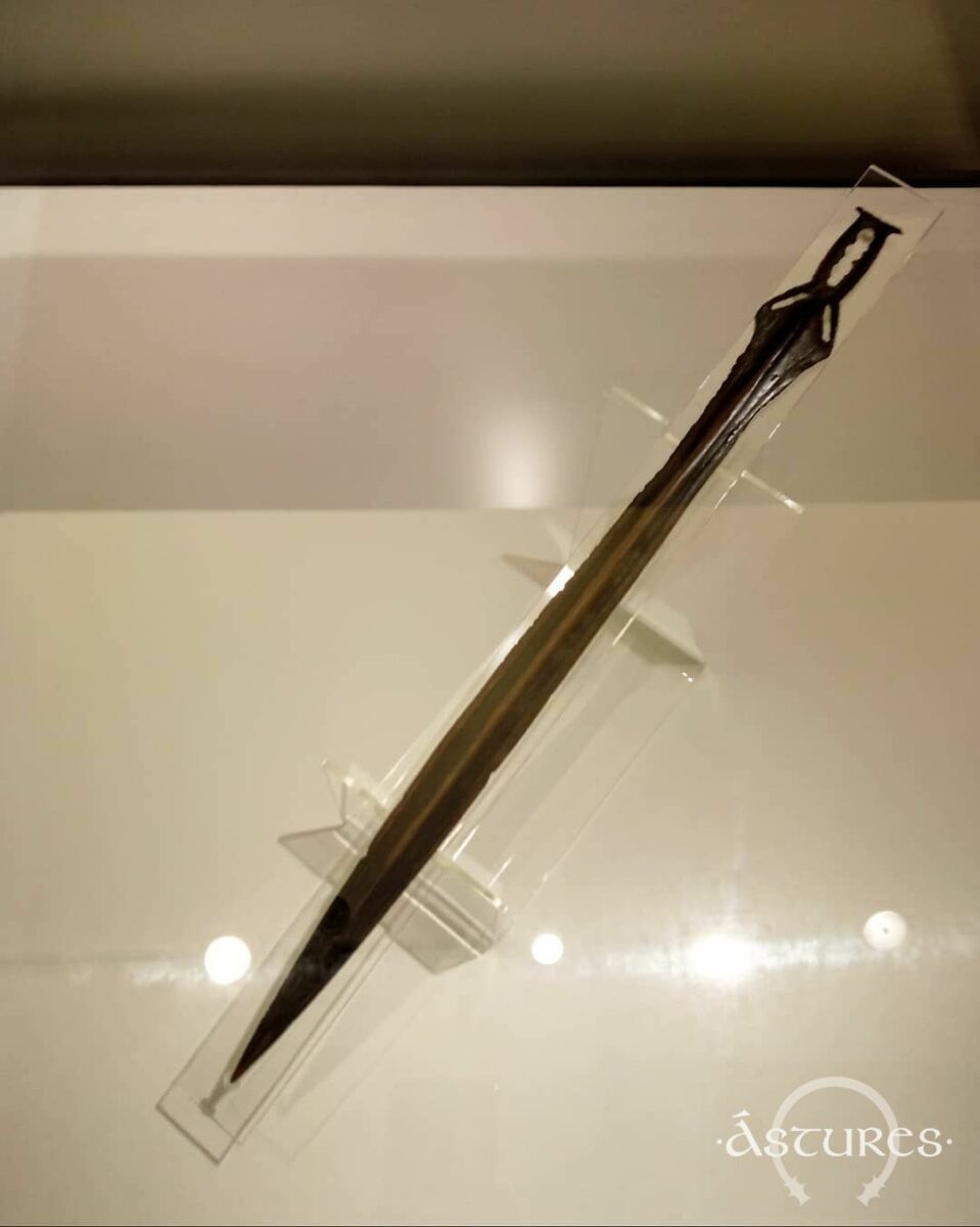 Espada de Sobrefoz. Museo arqueológico de Asturias
