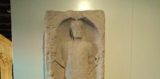 Réplica de la estela de Pintaius. Museo Arqueológico de Asturias.