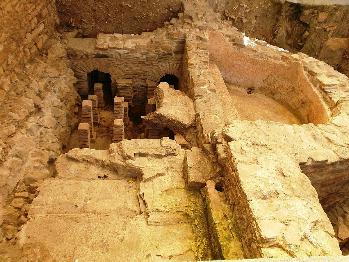 1280px AS Termas romanas Valduno 1 2