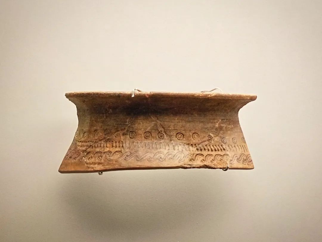 Borde de cerámica astur. Museo arqueológico de Asturias