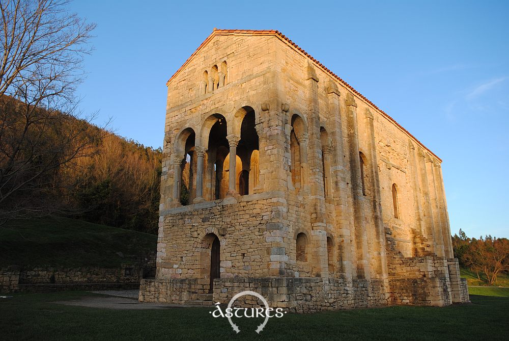 Palacio de Ramiro I en Santa María del Naranco. Posible lugar de la villa astur romana de Linium.