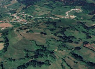 Loma donde especula con la existencia de un asentamiento de Argandenes. Google Earth