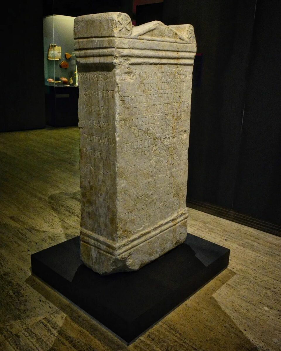 Ara a Diana. Museo de León