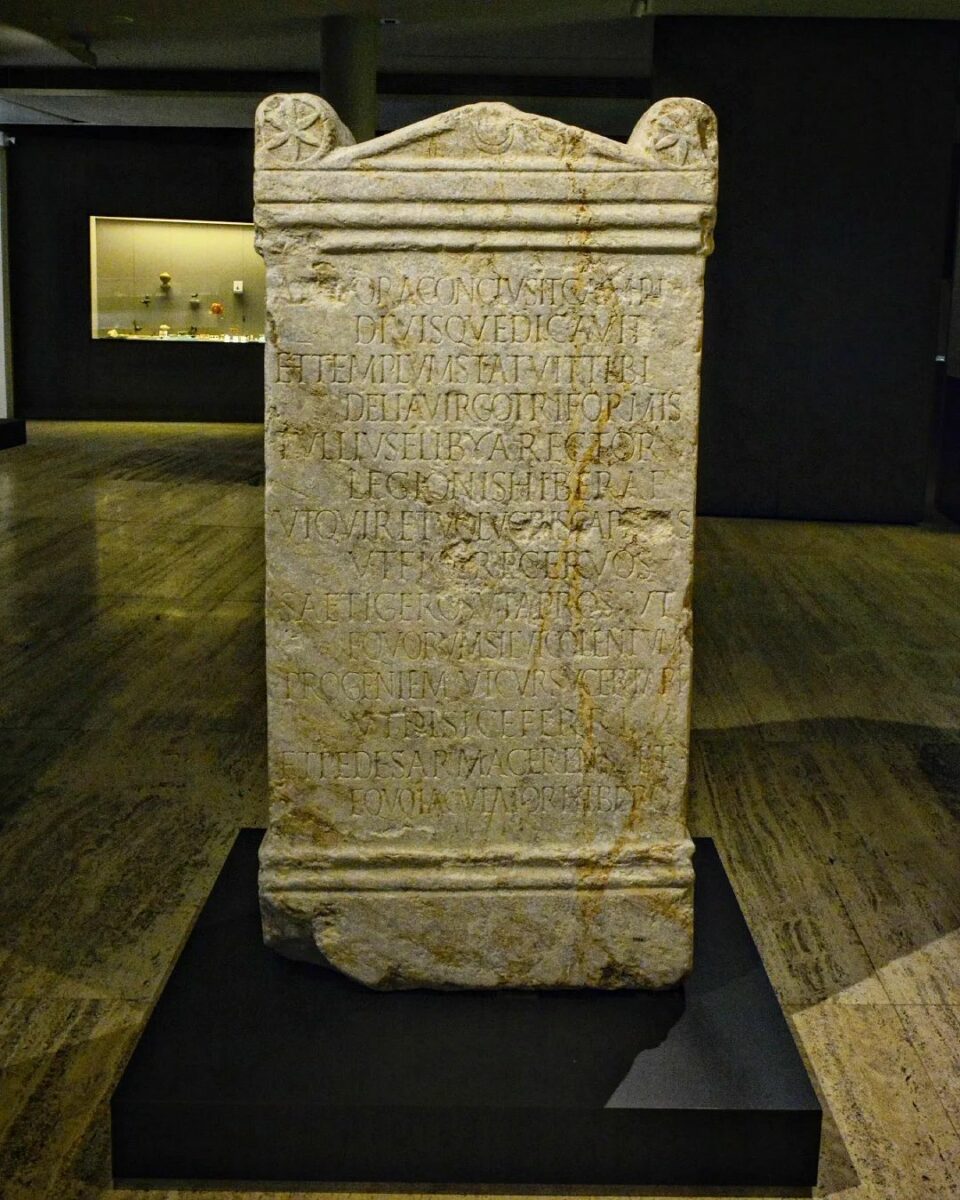 Ara a Diana. Museo de León