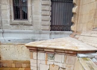 Fuente del cañu. El Fontán. Oviedo