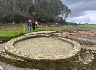 Finalizados los trabajos en castro del Esteiro. La gran edificación C2 Edificación C1, castro del Esteiro, Tapia de Casariego. Foto Consejería de Cultura del Principado de Asturias.