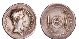 Denario de Emerita. P. Carisio. armamento astur. Foto. American Numismatic Society