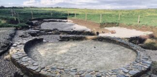 Una visita a las excavaciones del Esteiro, Tapia de Casariego Edifcación C1 del castro del Esteiro