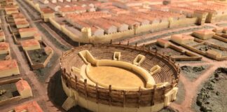 Detalle de la maqueta de Legio en época altoimperial en la que se ve el aspecto ideal del anfiteatro. Centro de interpretación del León romano.