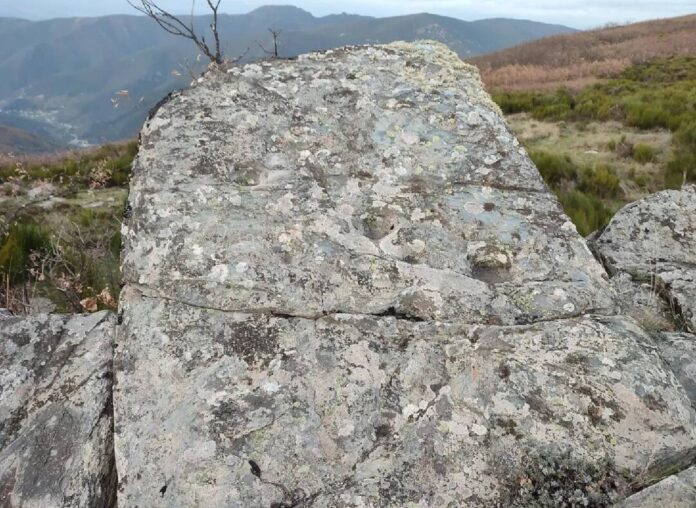 Conjunto de cazoletas de Rebordiello. Foto IEC Conjunto de cazoletas de Rebordiello. Foto IEC