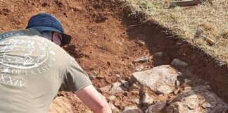 Muro intervenido en la excavación de la villa de la Estaca en 2026. Fotografía del equipo de investigación.