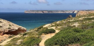 El Cabo de San Vicente desde la fortaleza de Sagres