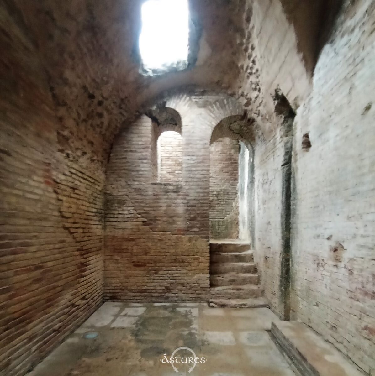 Pasillos del anfiteatro. Itálica.