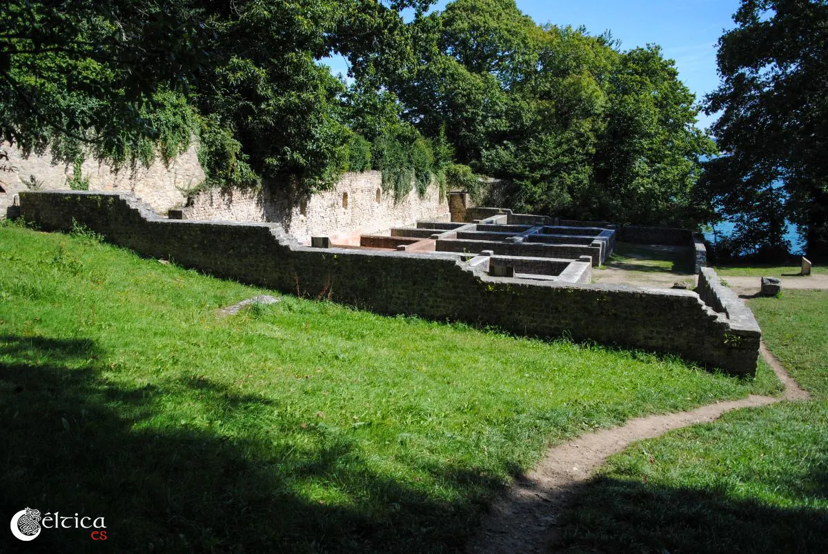 Ruinas de la fábrica de garum y salazones