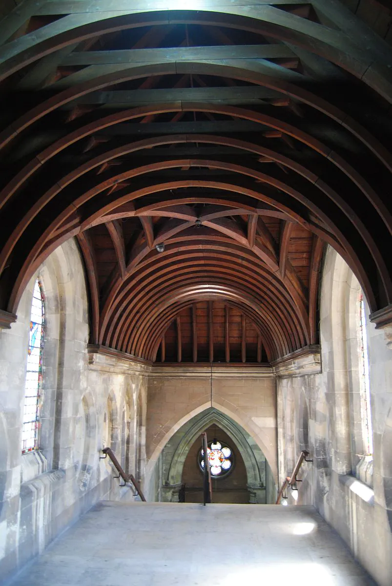 Pasarela a Synod Hall