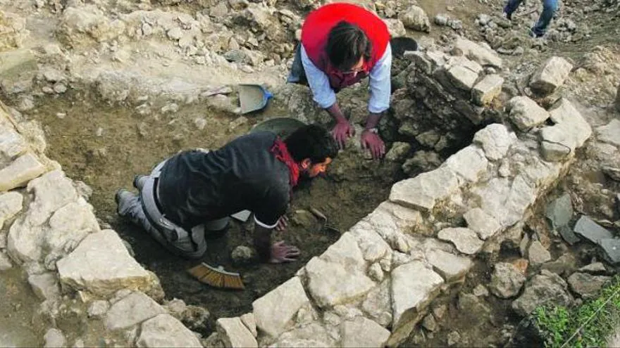 Excavación de Argandenes. Foto LNE