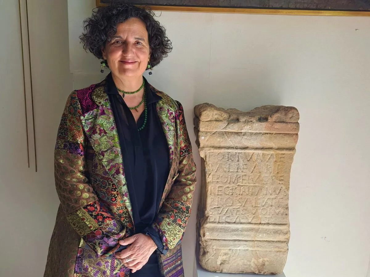 La consejera Berta Piñán con la Fortuna Balnearia. Foto Principado de Asturias