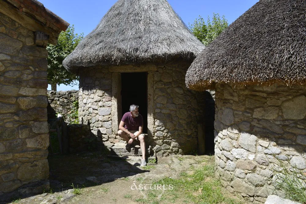 Castro de Vigo. Recreación de las viviendas