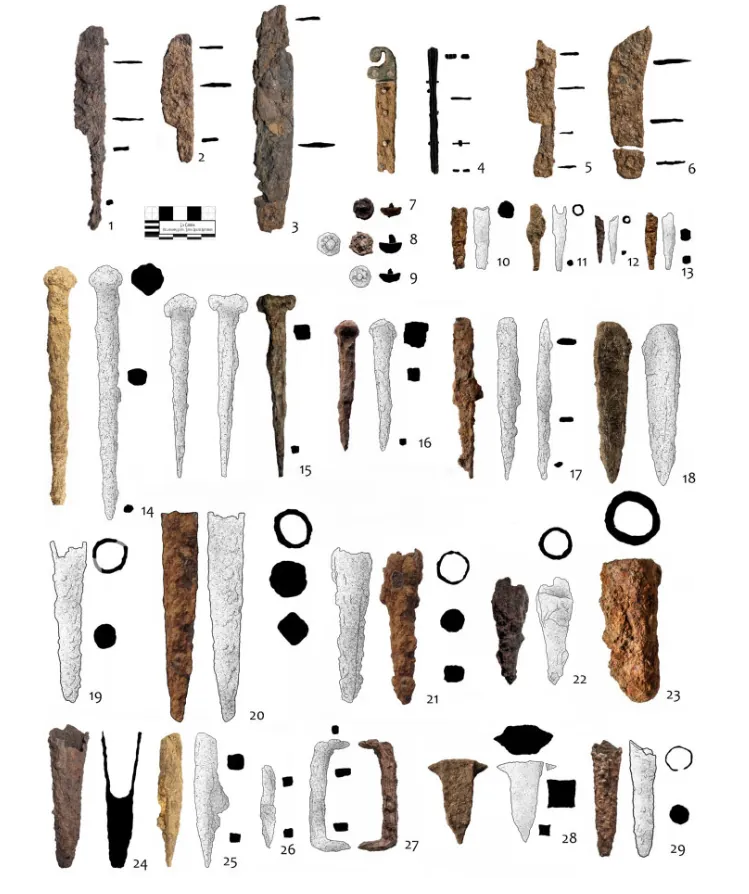 Diversos materiales encontrados en las excavaciones. Fotos y dibujos. Esperanza Martín.