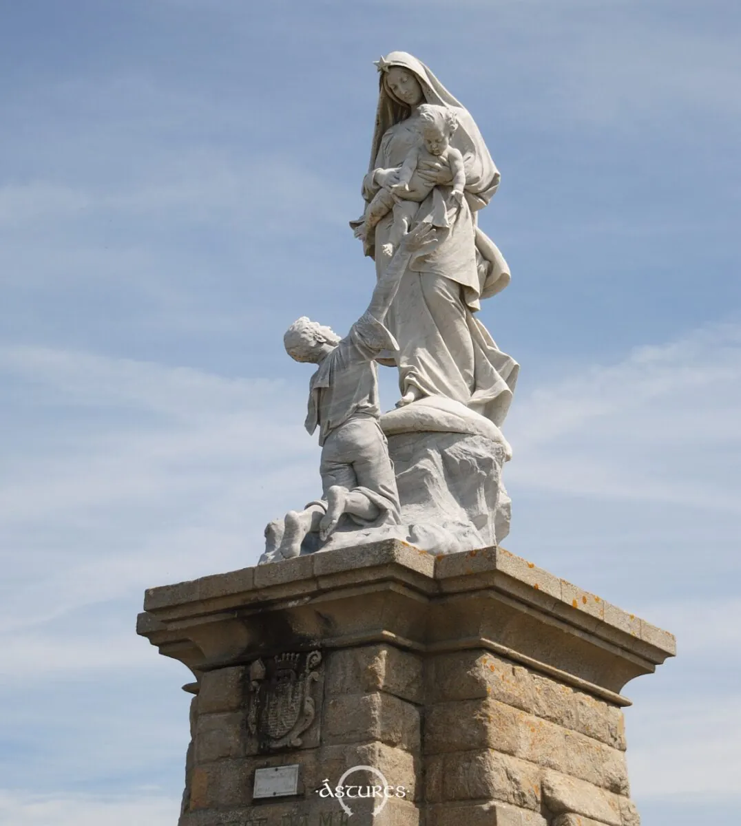 Nuestra Señora de los Naufragios en Pointe du Raz.