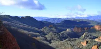 El complejo minero en torno a Las Médulas era más extenso de lo que se suponía hasta ahora Vista parcial de las Médulas