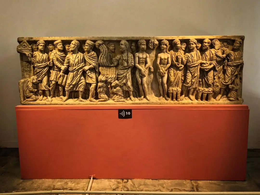 El sarcófago paleocristiano de Astorga (réplica)